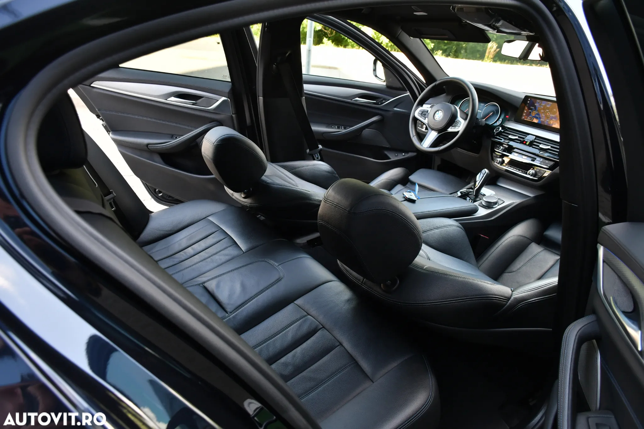 BMW Seria 5 530e iPerformance Aut. - 32