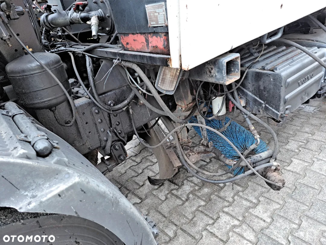 Volvo FL 6 - 9