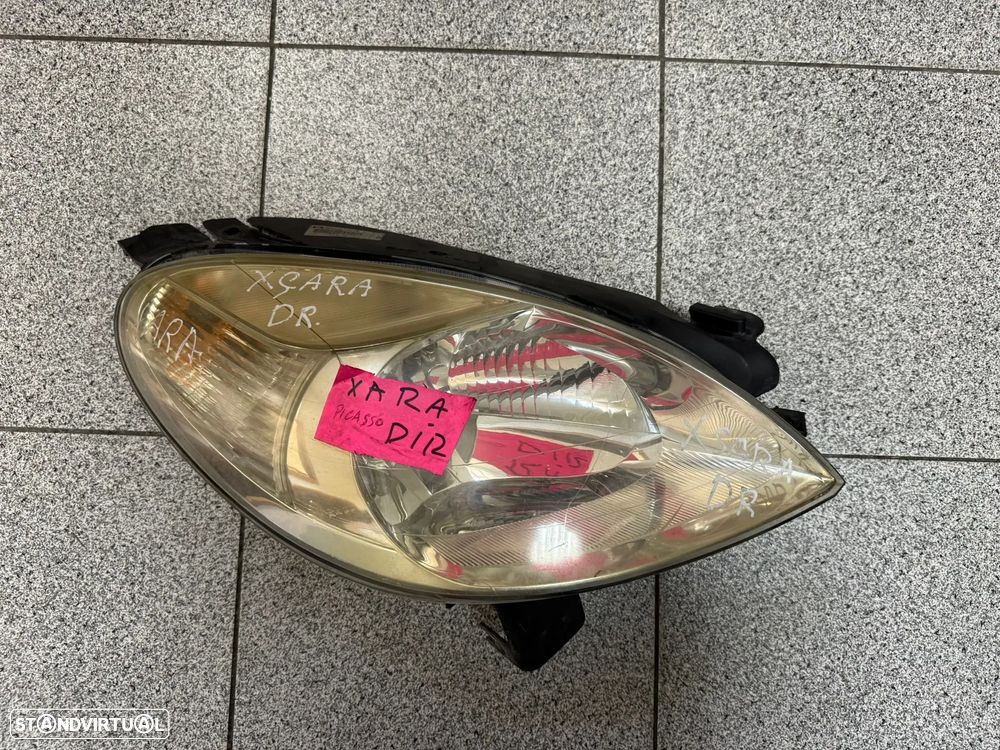 Farol citroen xsara direito - 1