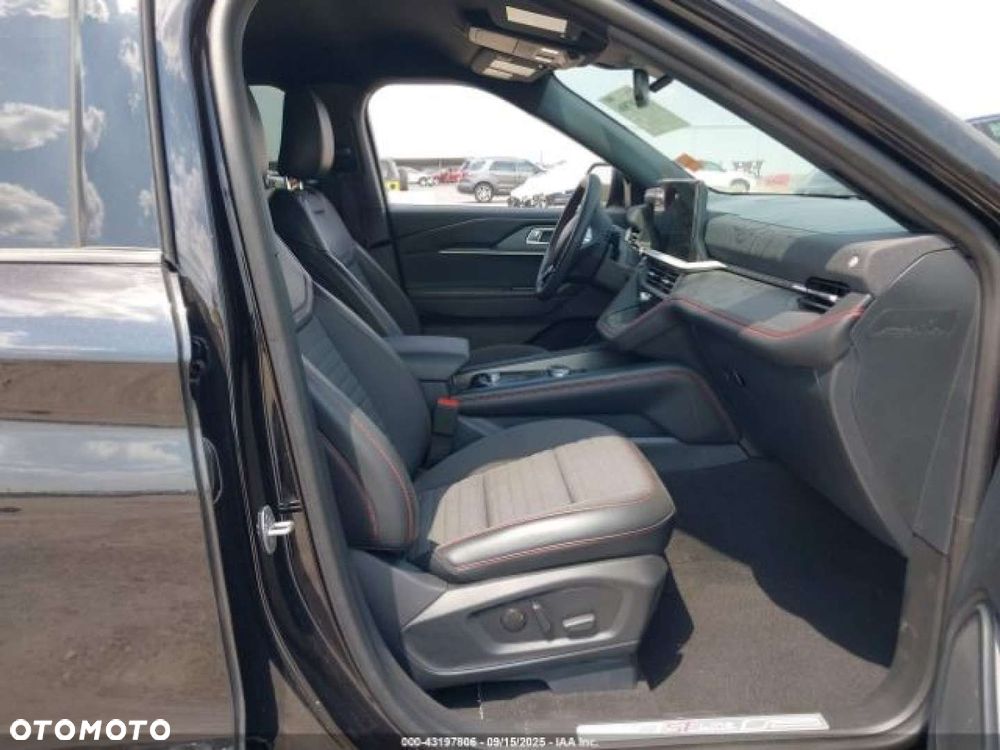 Ford Explorer - 9