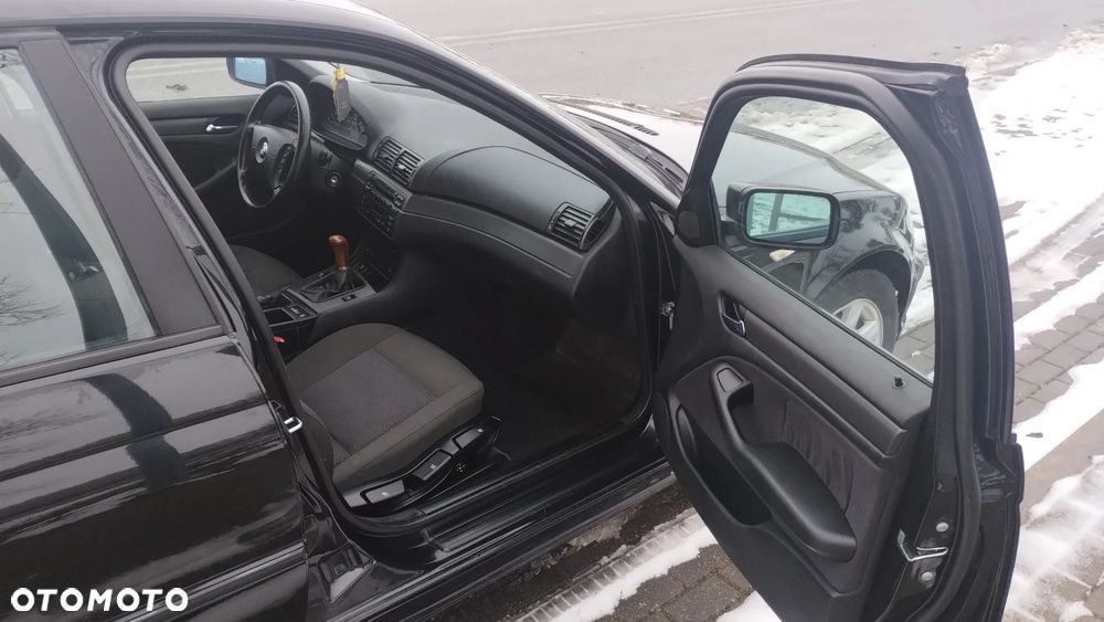 BMW Seria 3 318i - 7