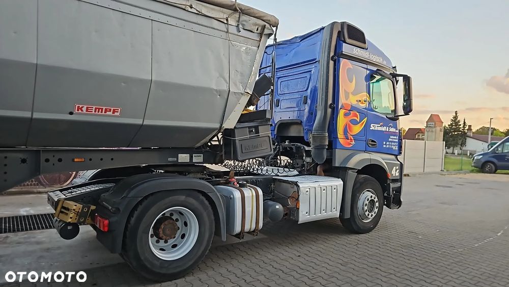 Mercedes-Benz Actros 1846 - 7