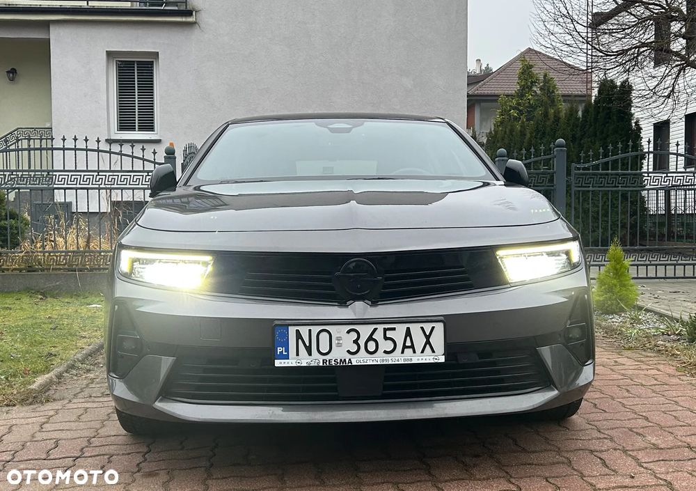 Opel Astra 1.2 T GS Line S&S - 10