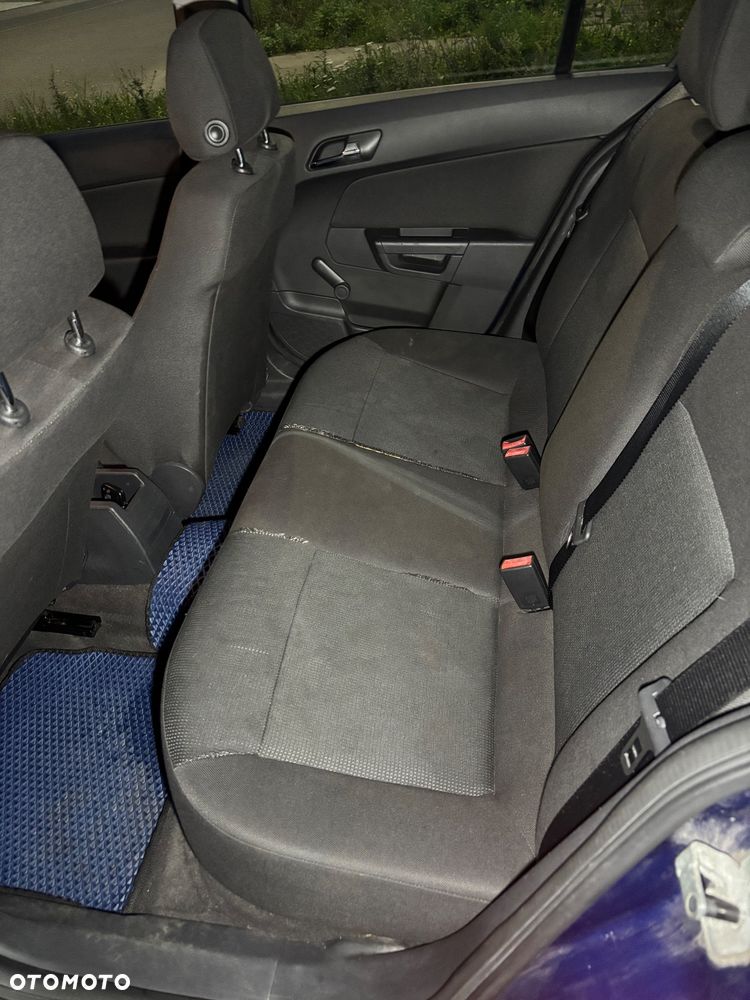 Opel Astra 1.6 - 10