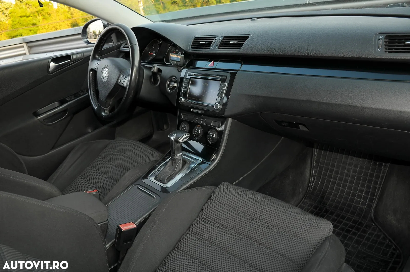 Volkswagen Passat Variant 2.0 TDI DPF DSG Comfortline - 8