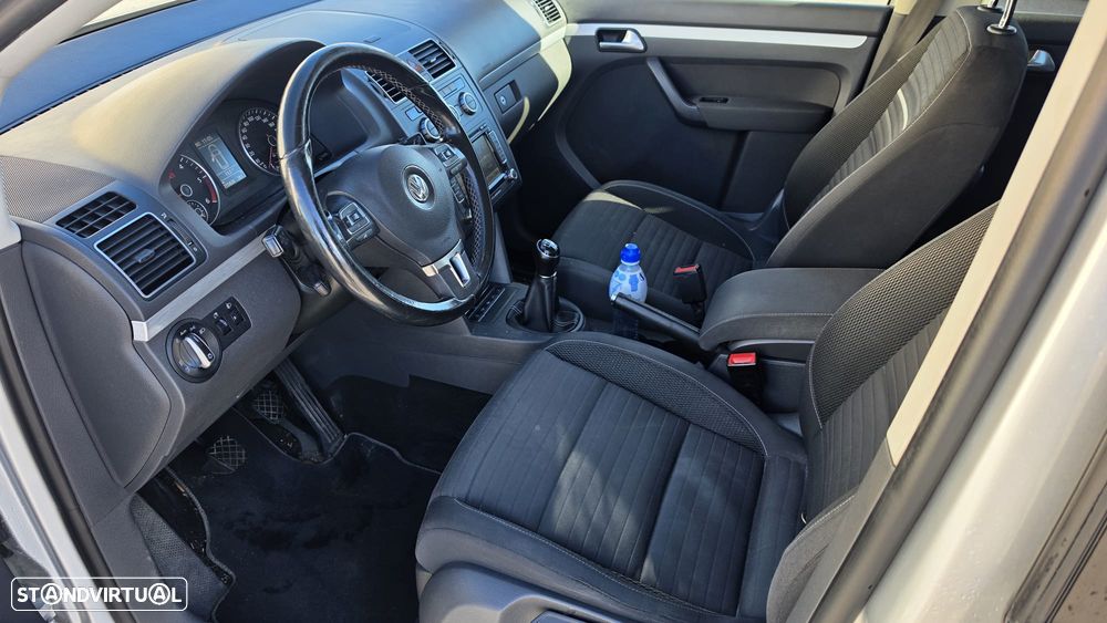 VW Touran 2.0 TDI DPF BlueMotion Cup - 9