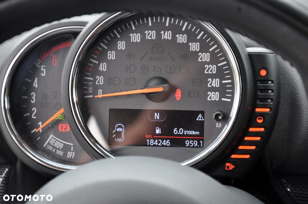 MINI Clubman Cooper D Estate Edition - 16