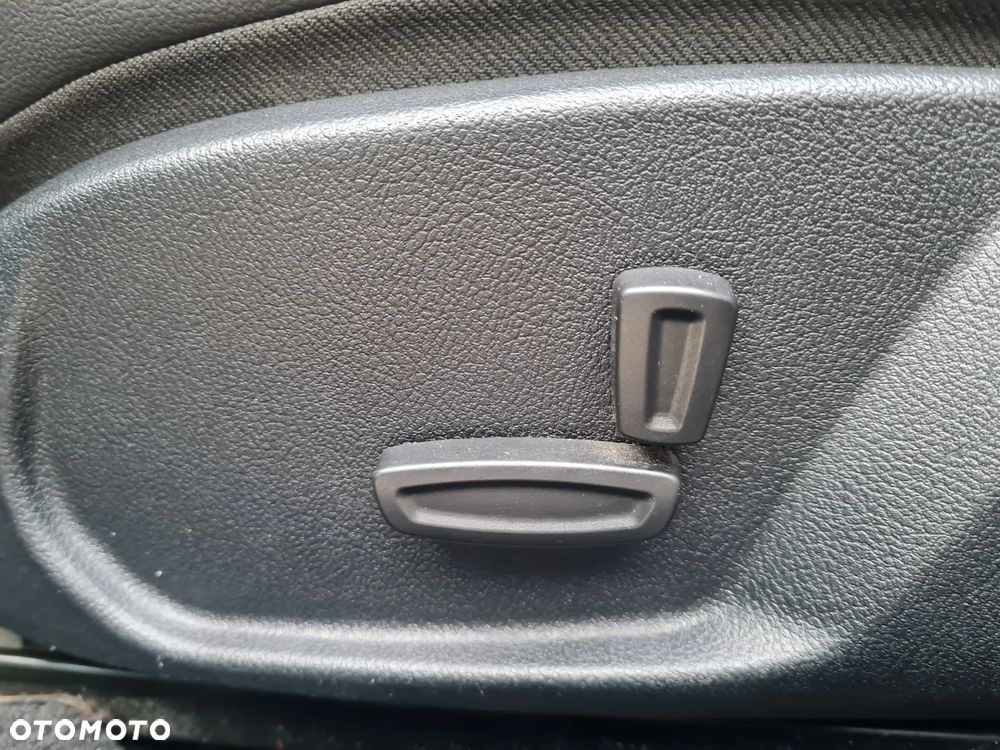 Ford Mondeo 2.0 TDCi Titanium S - 9