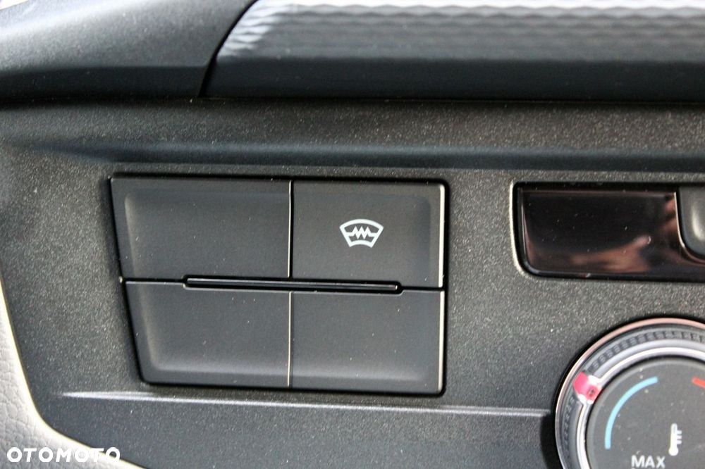 Volkswagen Transporter - 23