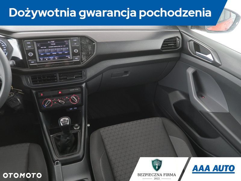 Volkswagen T-Cross - 10