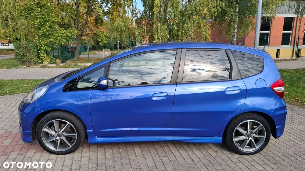 Honda Jazz 2013 photo 2
