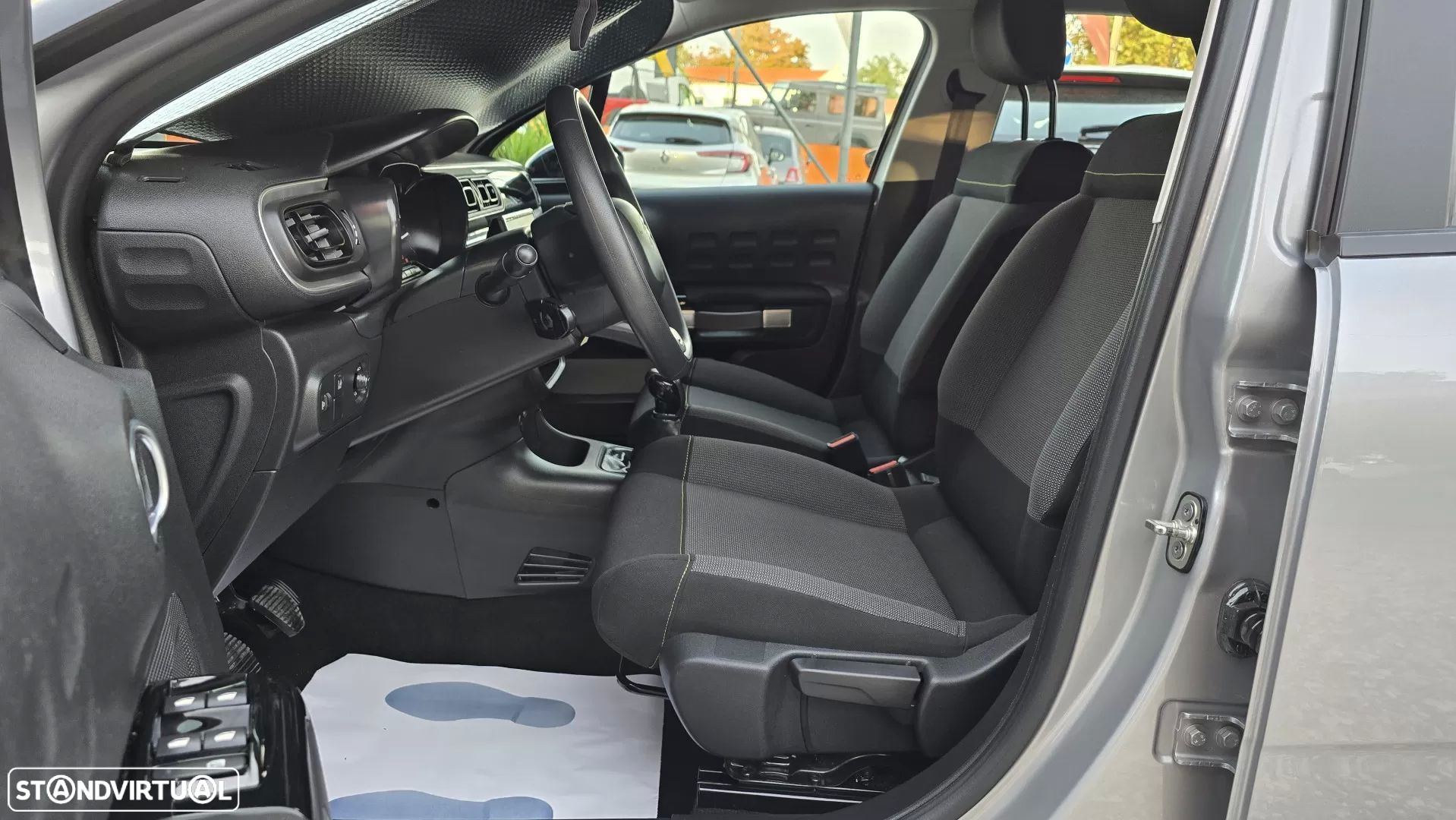 Citroën C3 1.2 PureTech Feel - 12