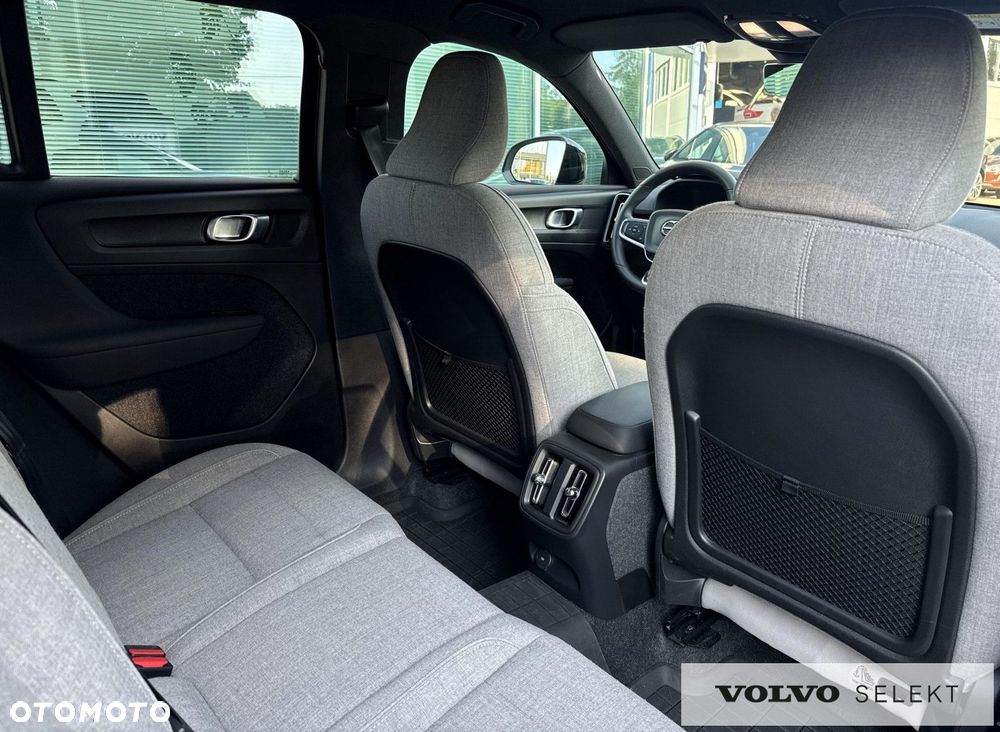 Volvo XC 40 - 28