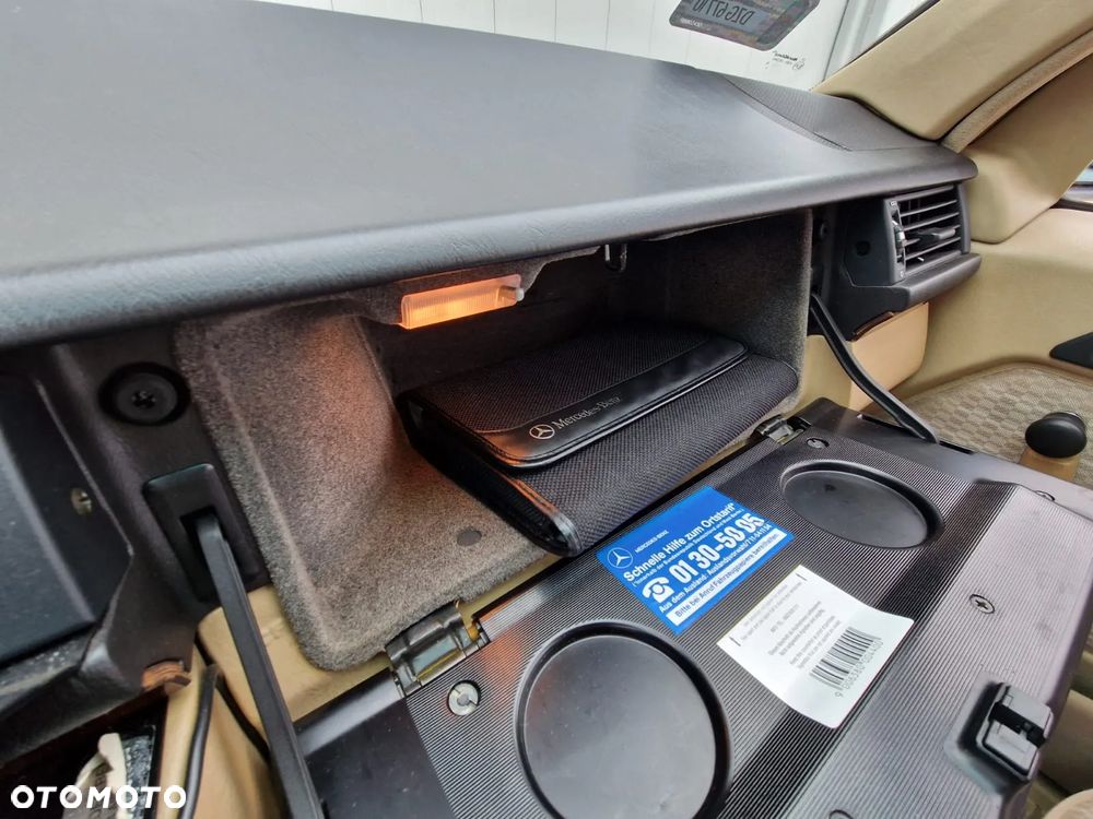 Mercedes-Benz W124 (1984-1993) - 16