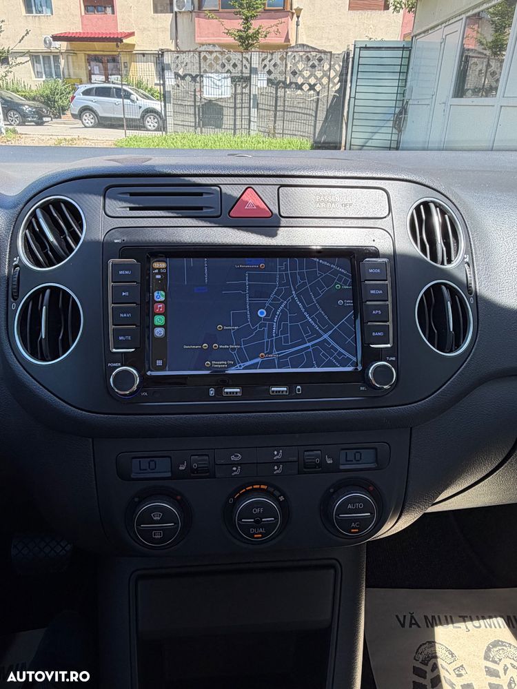 Volkswagen Golf - 8