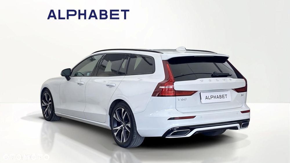 Volvo V60 B4 D R-Design - 3