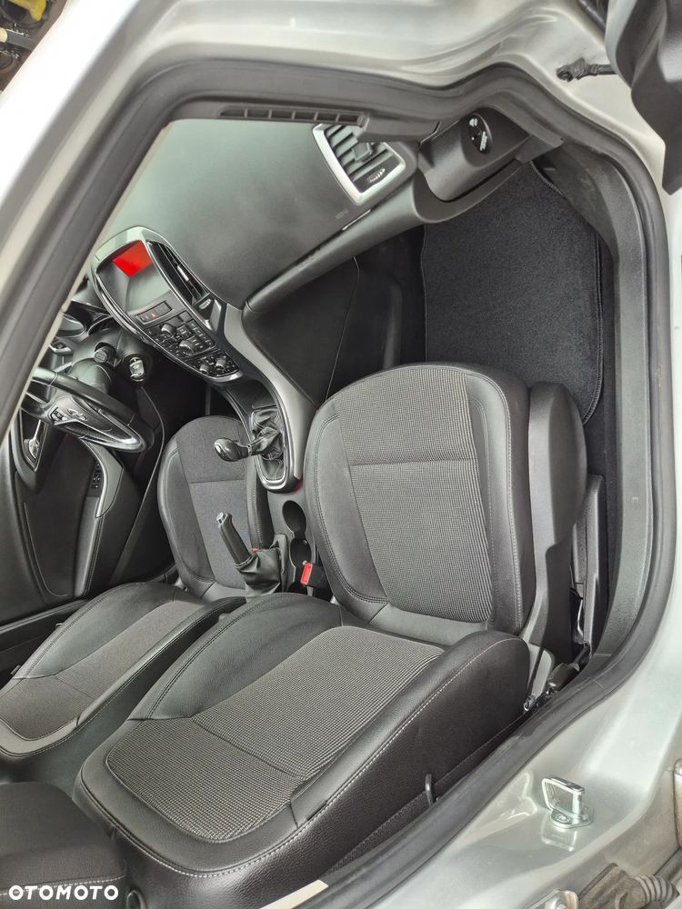 Opel Astra 1.4 Turbo - 5