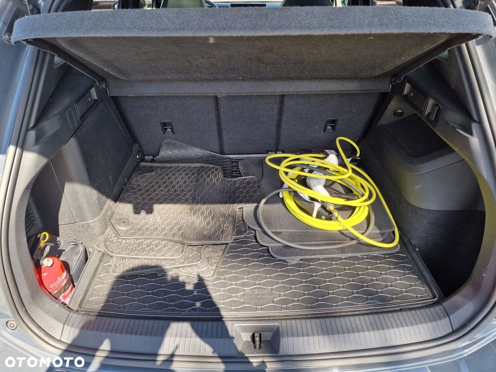 Volkswagen Tiguan - 14