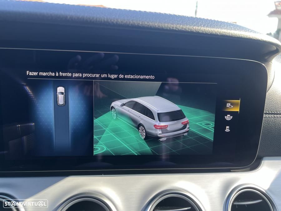 Mercedes-Benz E 300 de AMG Line - 54