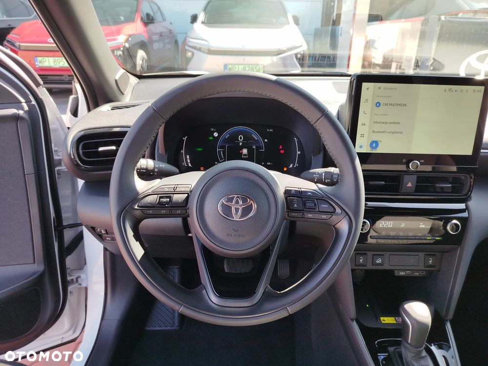 Toyota Yaris Cross Hybrid 1.5 Style AWD - 8