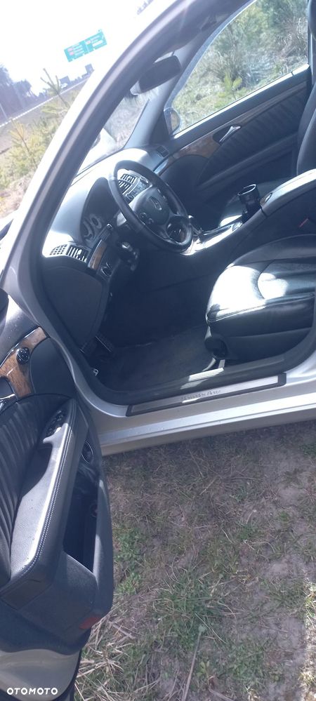 Mercedes-Benz Klasa E 200 Kompressor Automatik Avantgarde - 18