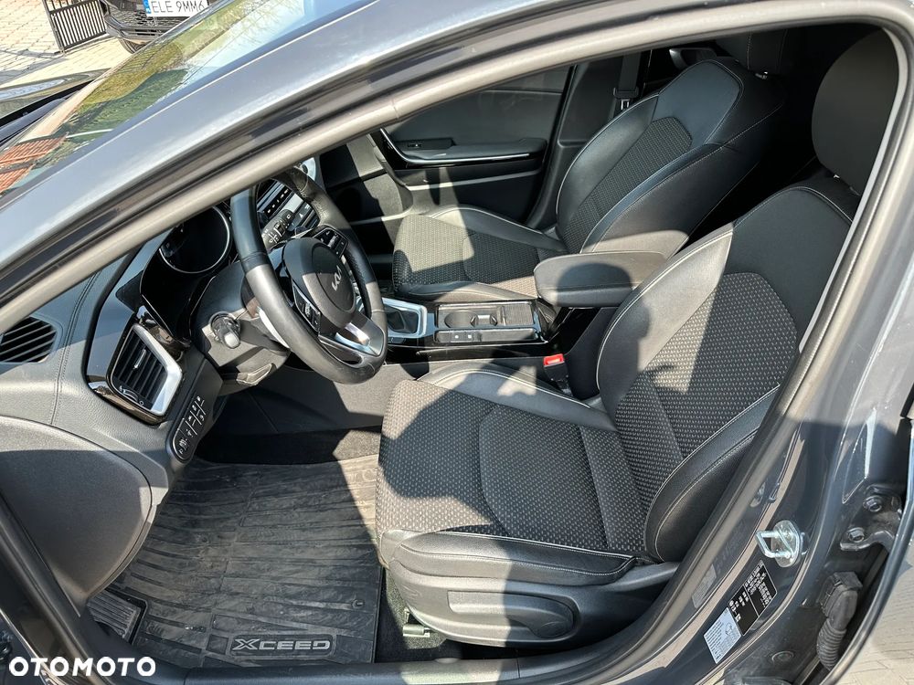 Kia XCeed - 19