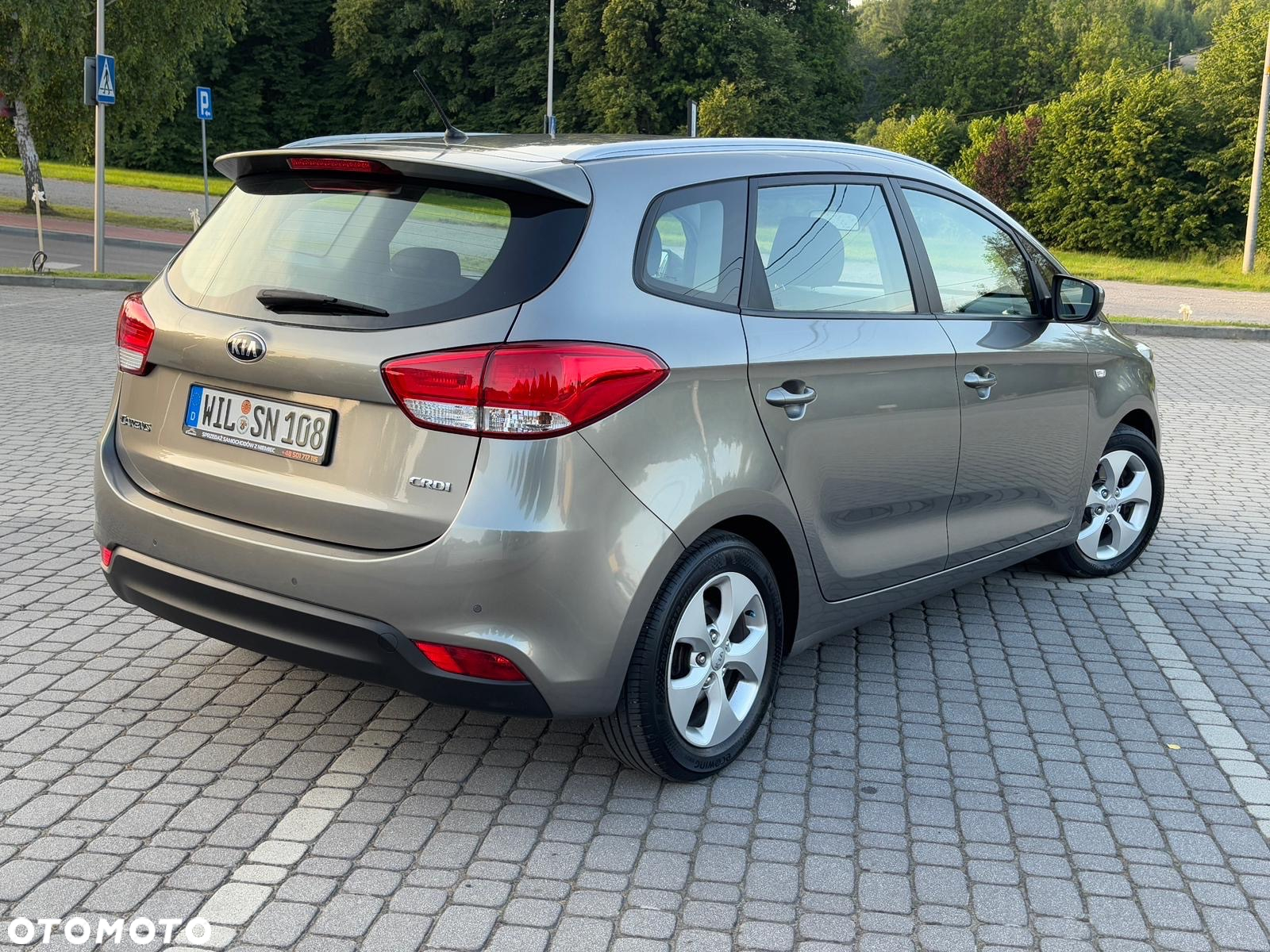 Kia Carens 1.7 CRDi L - 3