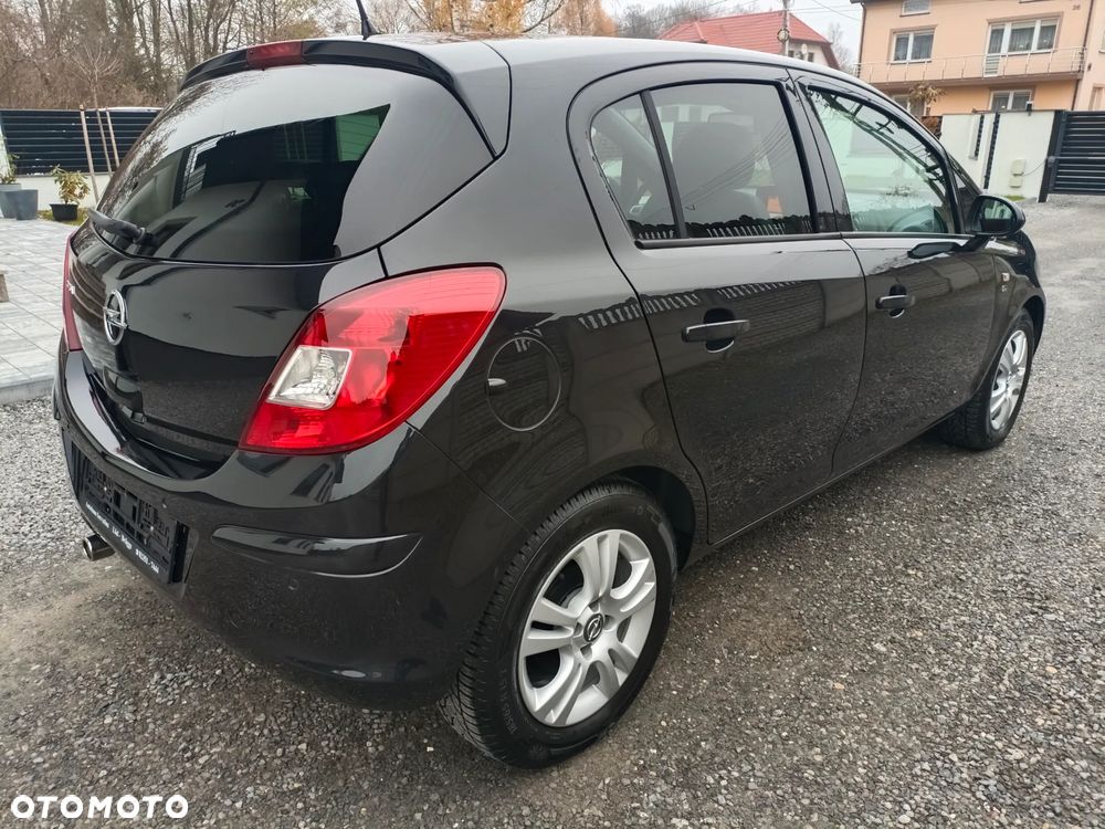 Opel Corsa 1.4 16V 150 Jahre - 29