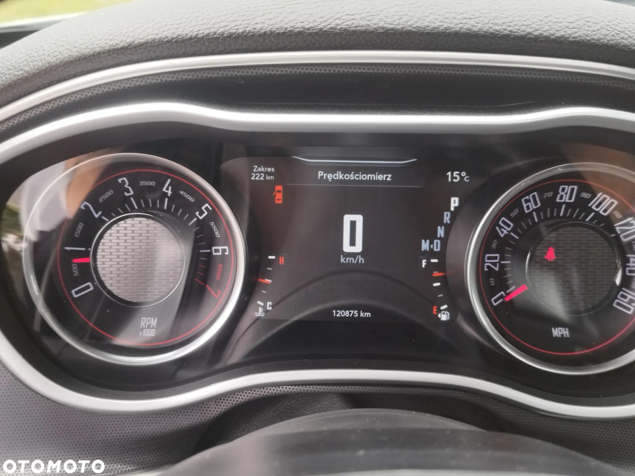 Dodge Challenger Automatik SXT Plus - 32