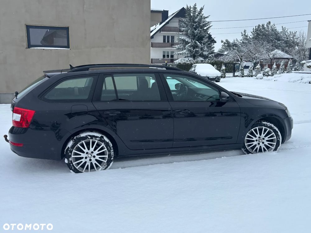 Skoda Octavia 2.0 TDI DSG Ambition - 4