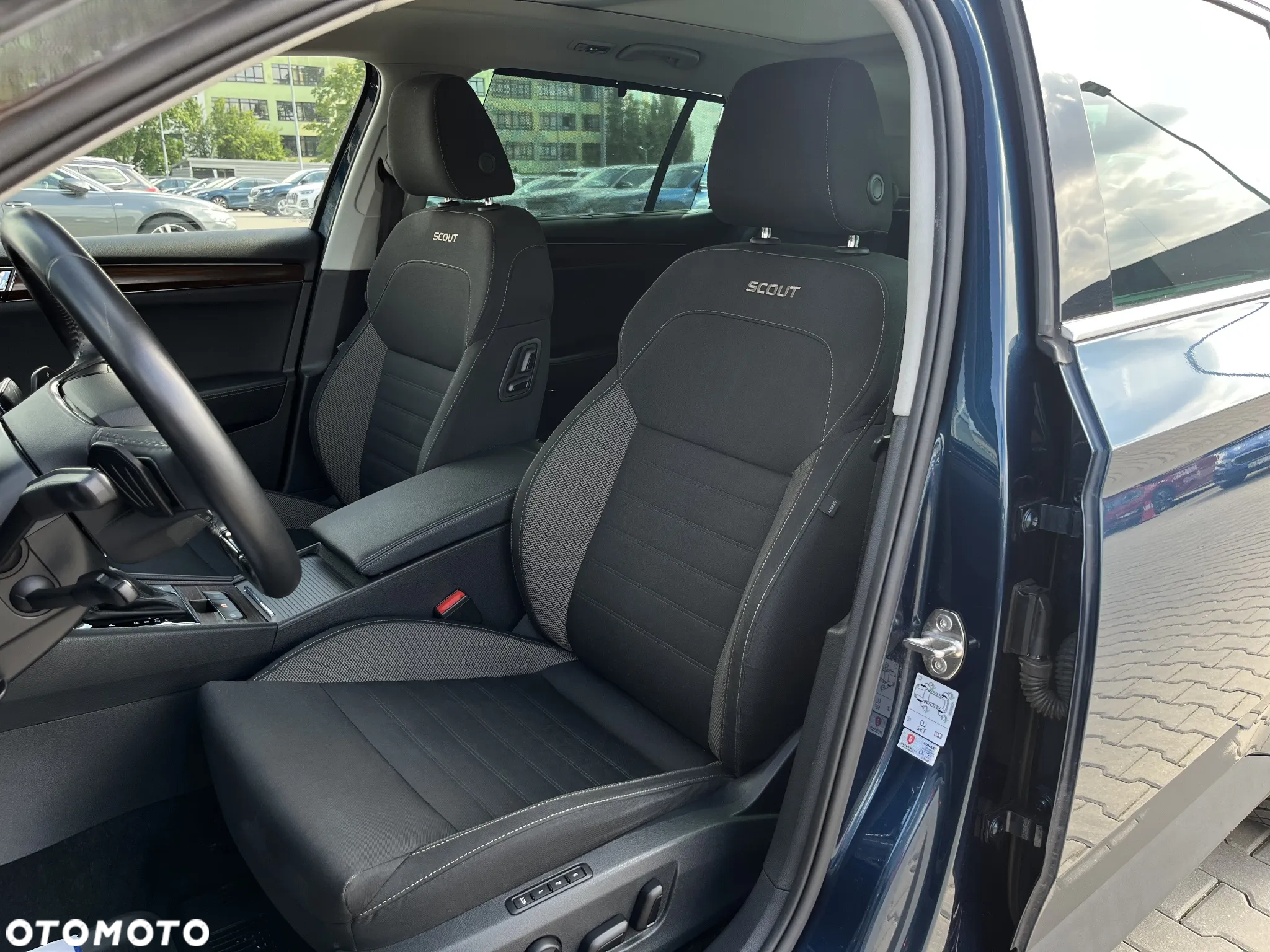 Skoda Superb 2.0 TSI 4x4 Scout DSG - 14
