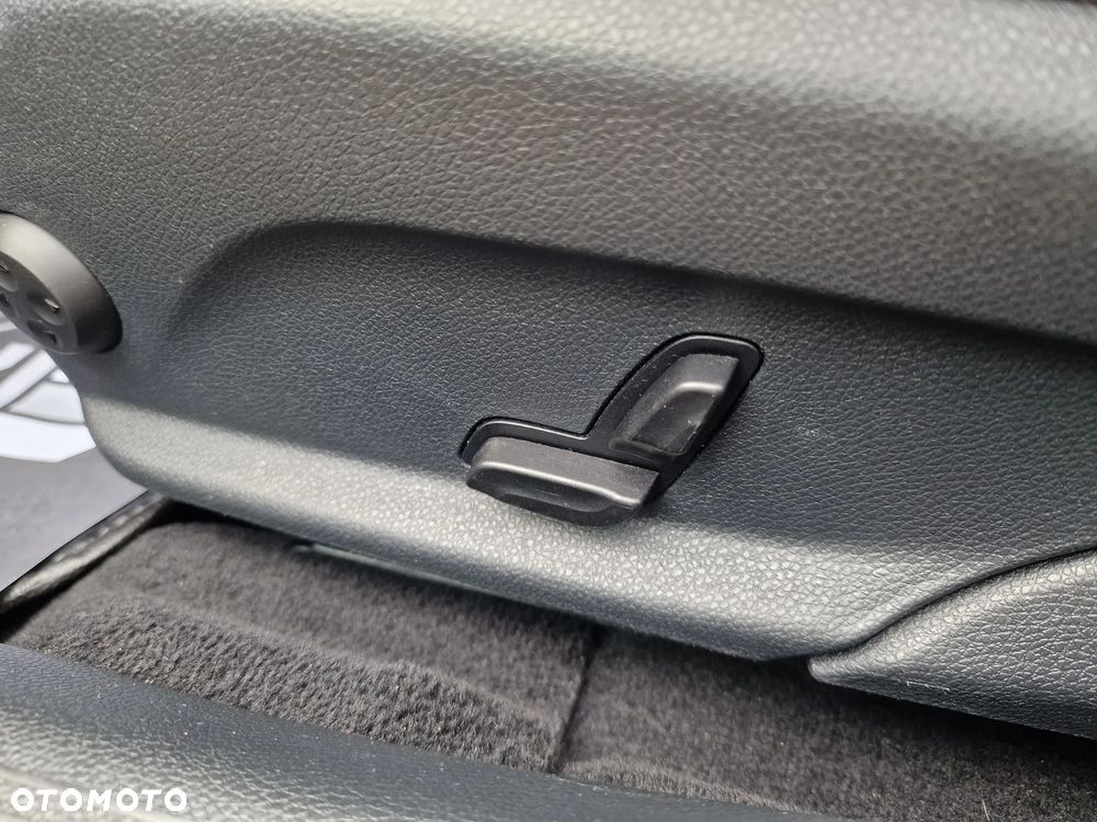 Mercedes-Benz Klasa C 180 (BlueTEC) d - 32