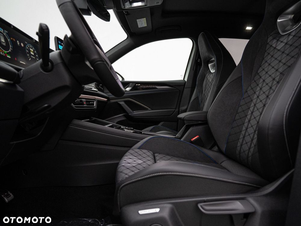 Volkswagen Tiguan - 21