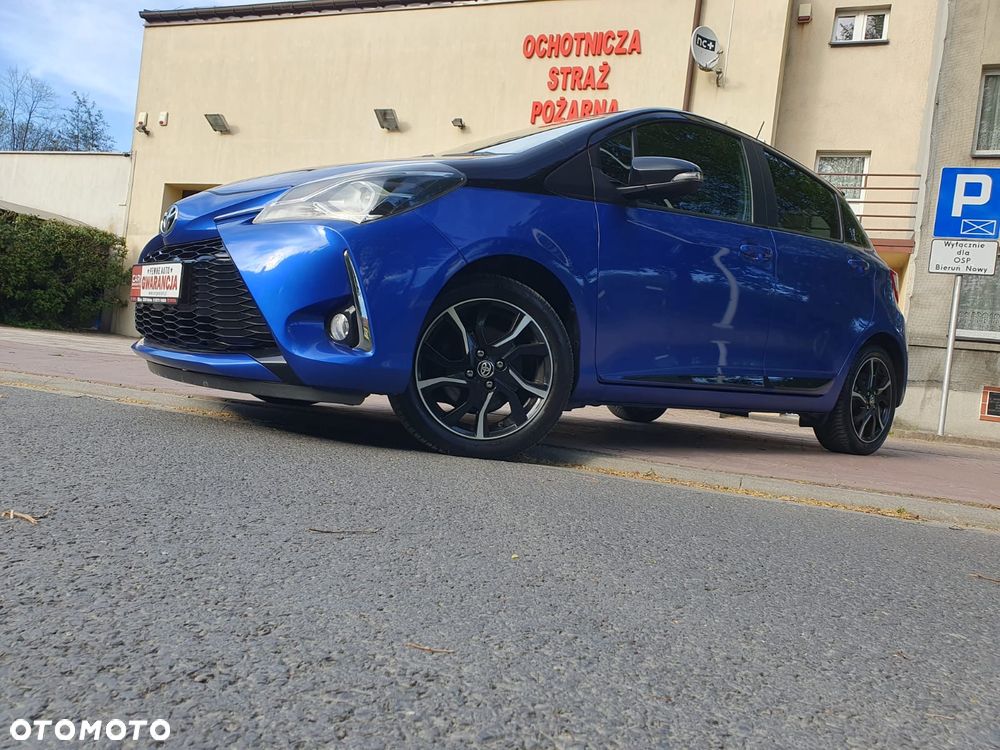 Toyota Yaris 1.5 Premium - 19