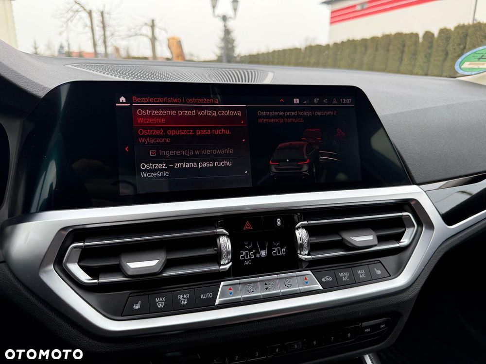 BMW Seria 3 320d Sport Line Shadow - 17