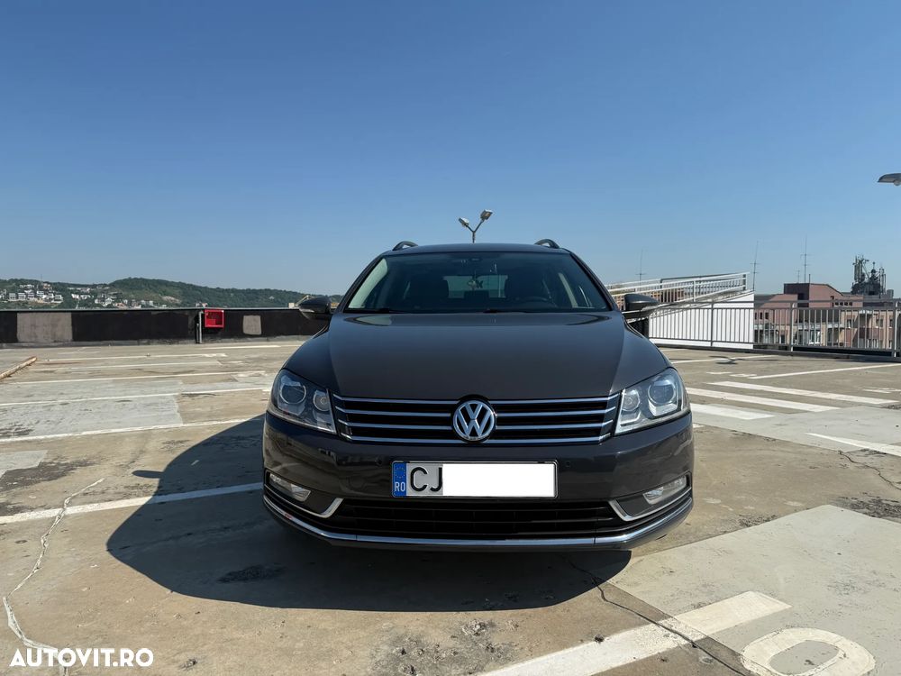 Volkswagen Passat 2.0 TDI BlueMotion Technology Exclusive - 1