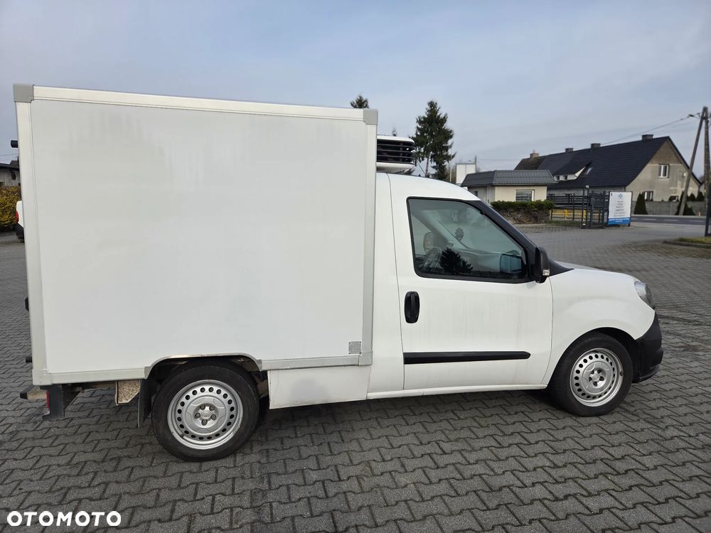 Fiat Doblo - 32