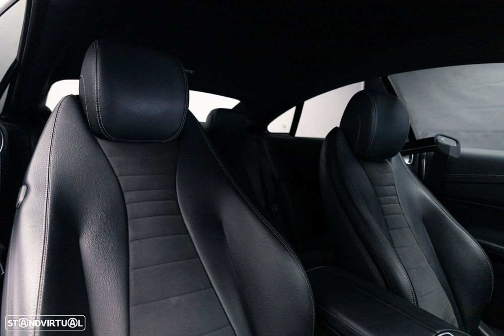 Mercedes-Benz E 220 d AMG Line - 20