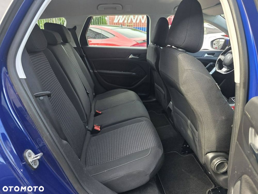 Peugeot 308 BlueHDi FAP 120 EAT6 Stop & Start Active - 32
