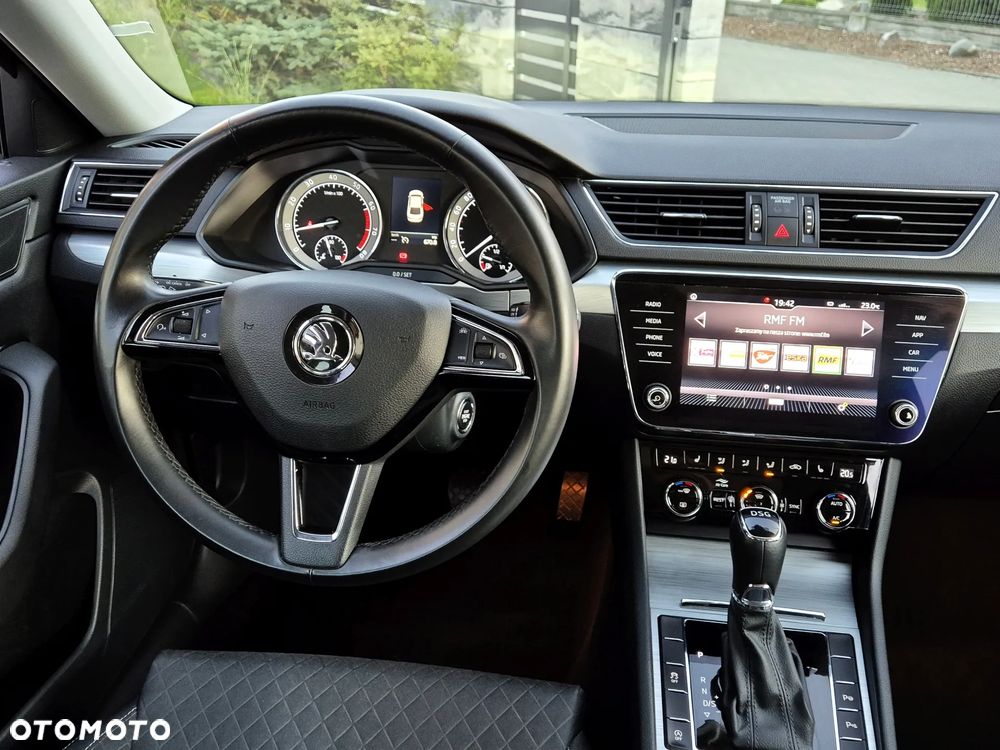 Skoda Superb 2.0 TSI Style DSG - 19