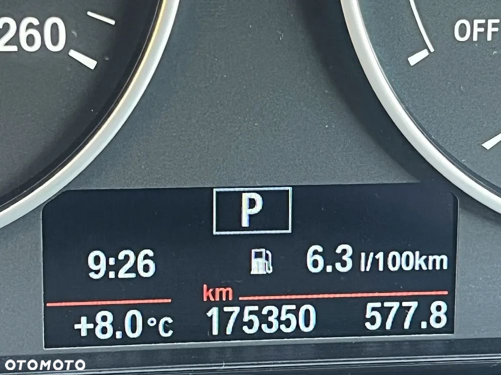 BMW 3GT 318d Business Edition - 9