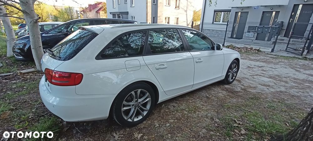 Audi A4 Avant 2.0 TDI DPF multitronic Ambiente - 5
