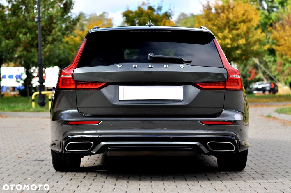 Volvo V60 T4 Geartronic RDesign - 12