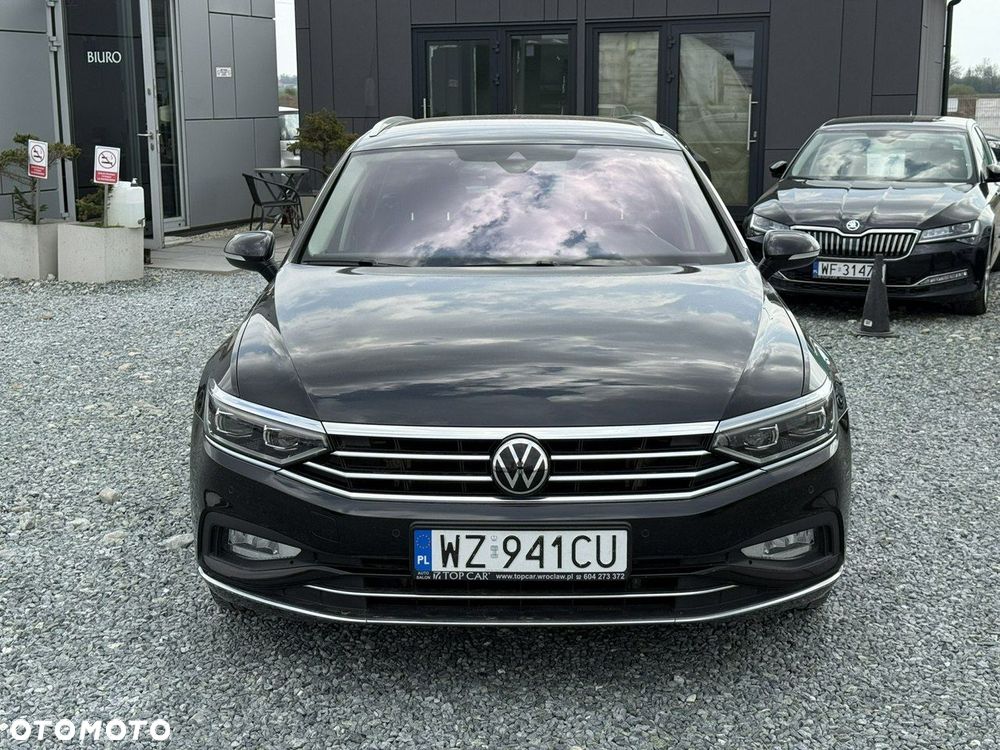 Volkswagen Passat - 2