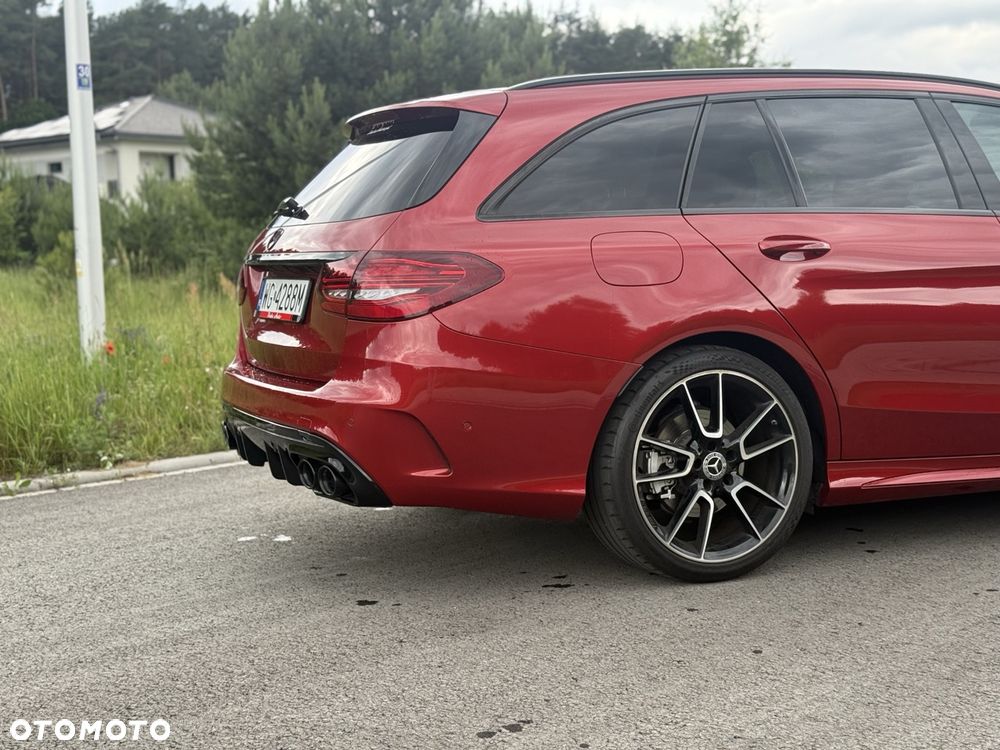 Mercedes-Benz Klasa C 300 9G-TRONIC AMG Line - 17