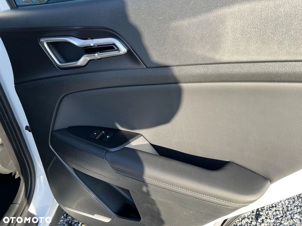 Kia Sportage 1.6 T-GDI HEV Business Line 2WD - 22