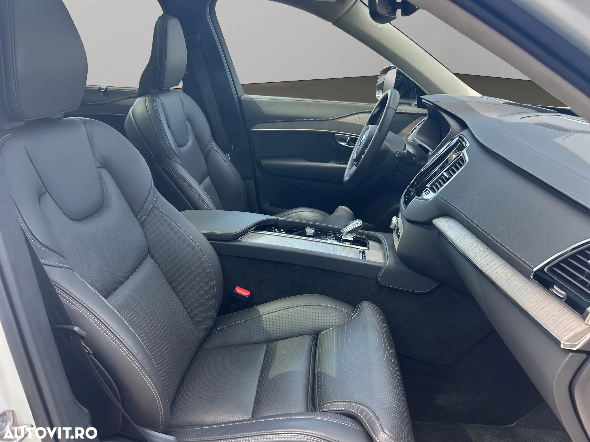 Volvo XC 90 - 21