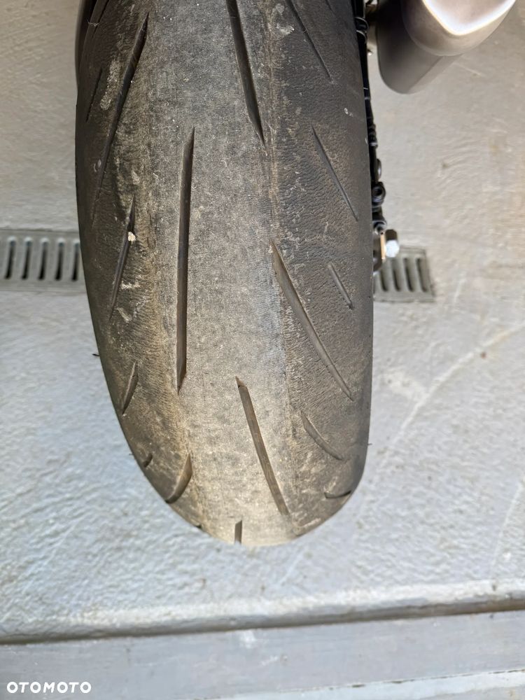Yamaha YZF - 23