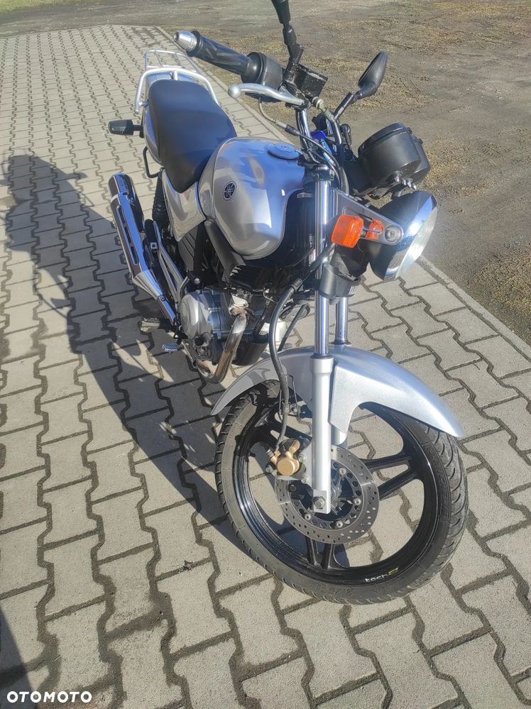 Yamaha YBR - 7