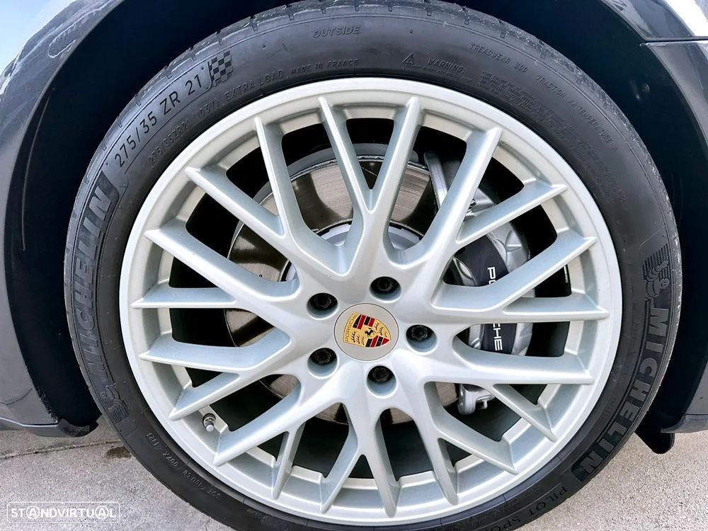 Porsche Panamera Sport Turismo 4 E-Hybrid 10 Years Edition - 49